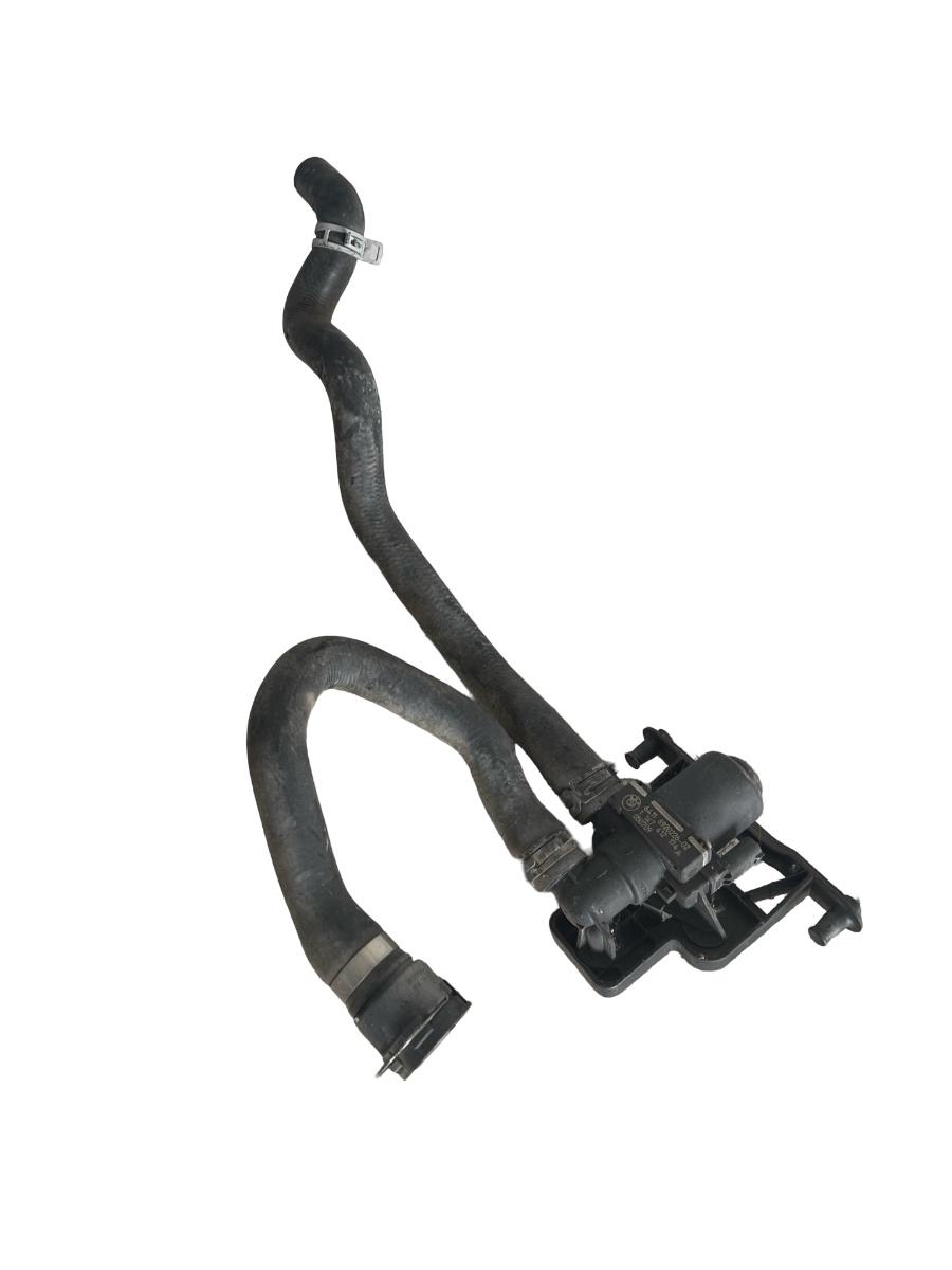 Pompa recirculare apa BMW 5 E60 2001 - 2010 6920226-02