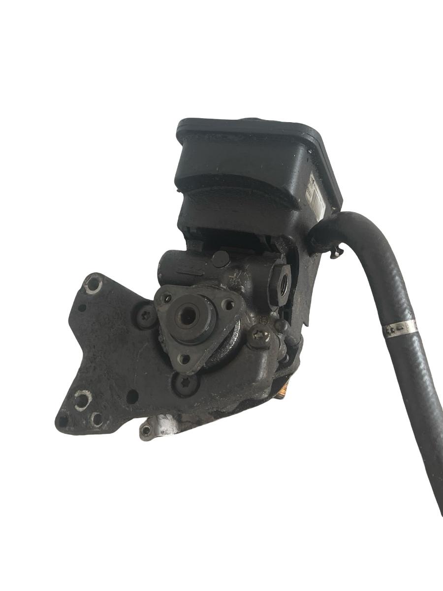 Pompa servodirectie BMW 5 E60 2001 - 2010 2.5D 7693974101