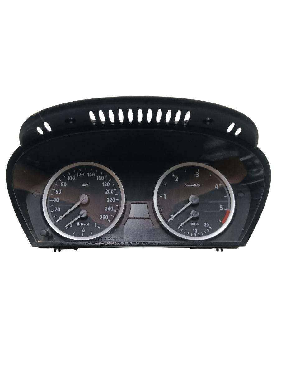 Ceas bord  BMW 5 E60 2001 - 2010 6945633