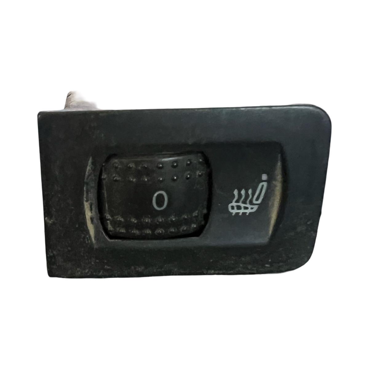 Comutator incalzire scaun dreapta fata VOLKSWAGEN GOLF IV 1J1 1997 - 2007 VAG 1J0963564B