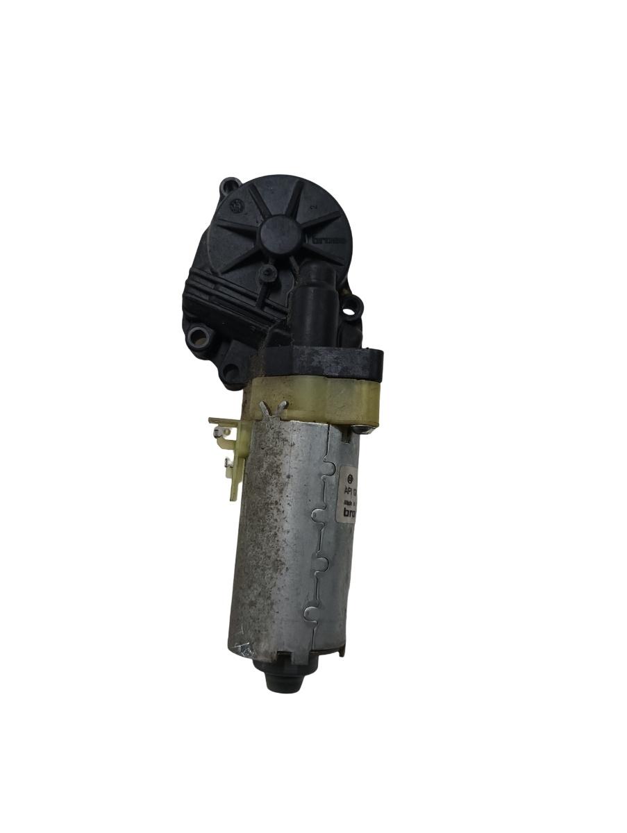Motoras reglaj scaun stanga fata VOLVO S80 II AS, 124 2006 - > 0130002527