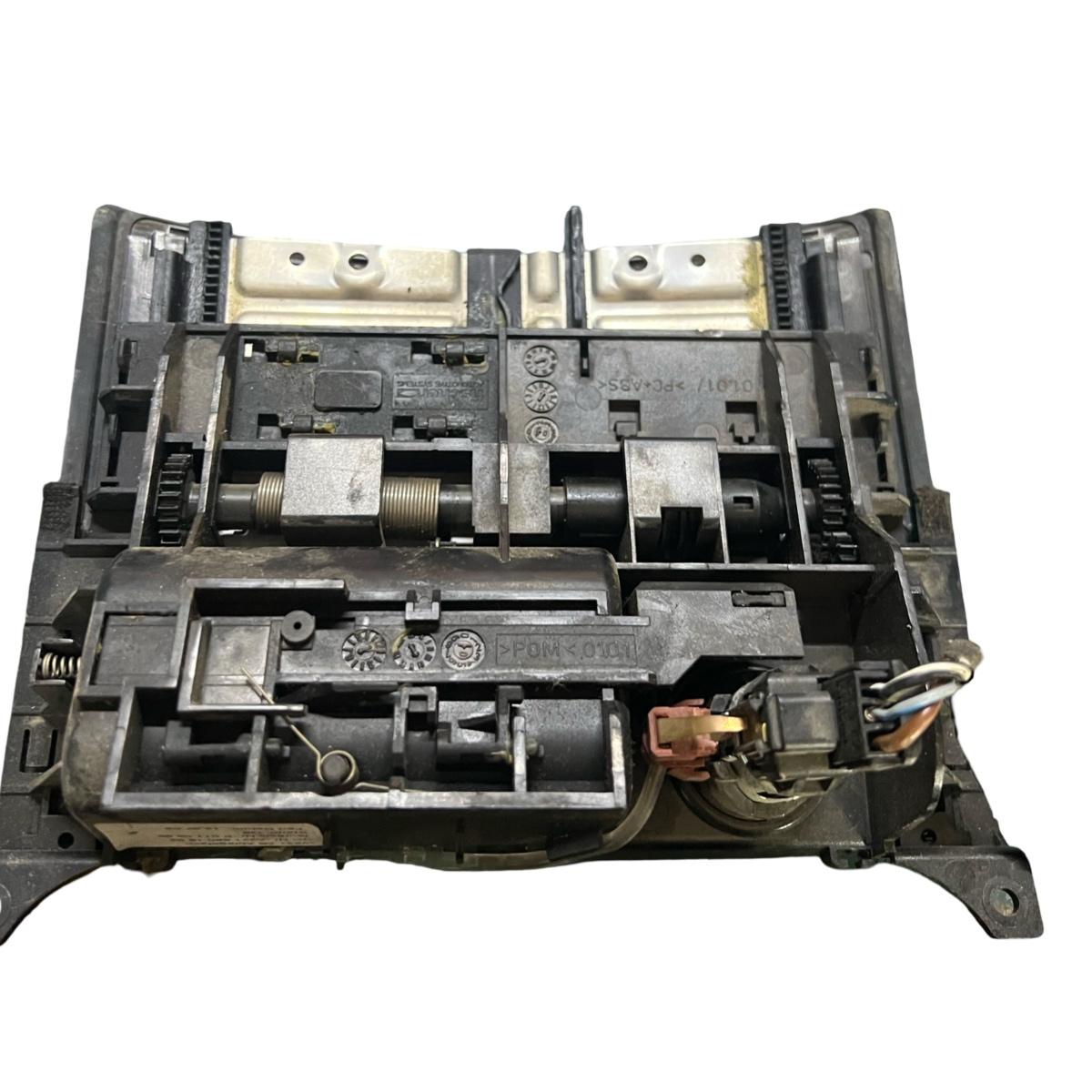 Interior compartiment/spatiu de depozitare spate MERCEDES-BENZ S-CLASS II W221, C215 2005 - 2013 A2216801652 – foto 2