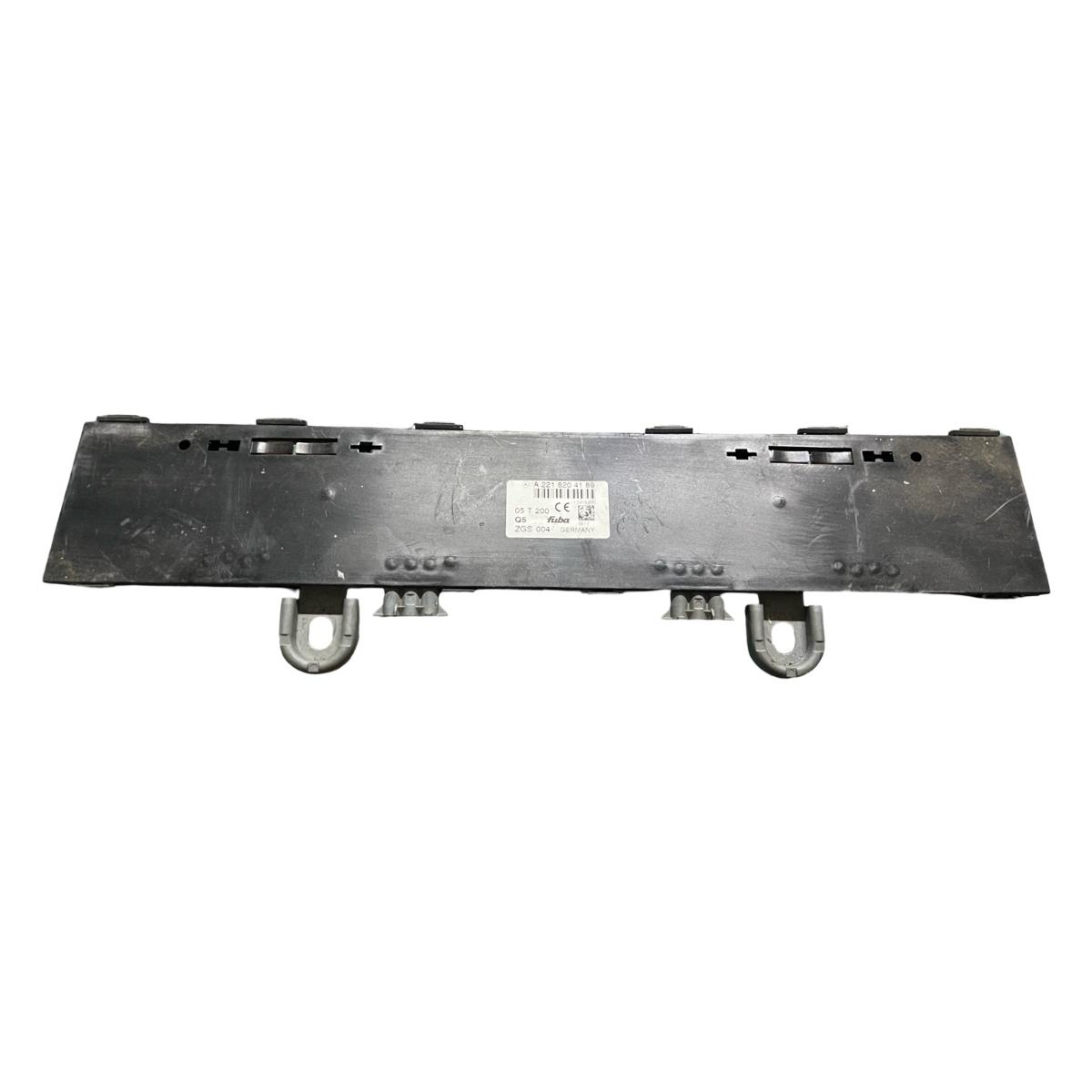 Amplificator semnal antena MERCEDES-BENZ S-CLASS II W221, C215 2005 - 2013 A2218204189