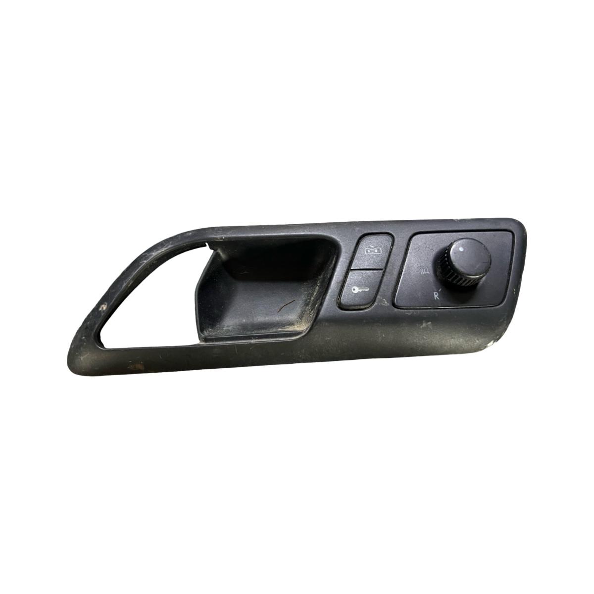 Comutator oglinda laterala VOLKSWAGEN POLO 9N_ 2001 - 2012 601837247G