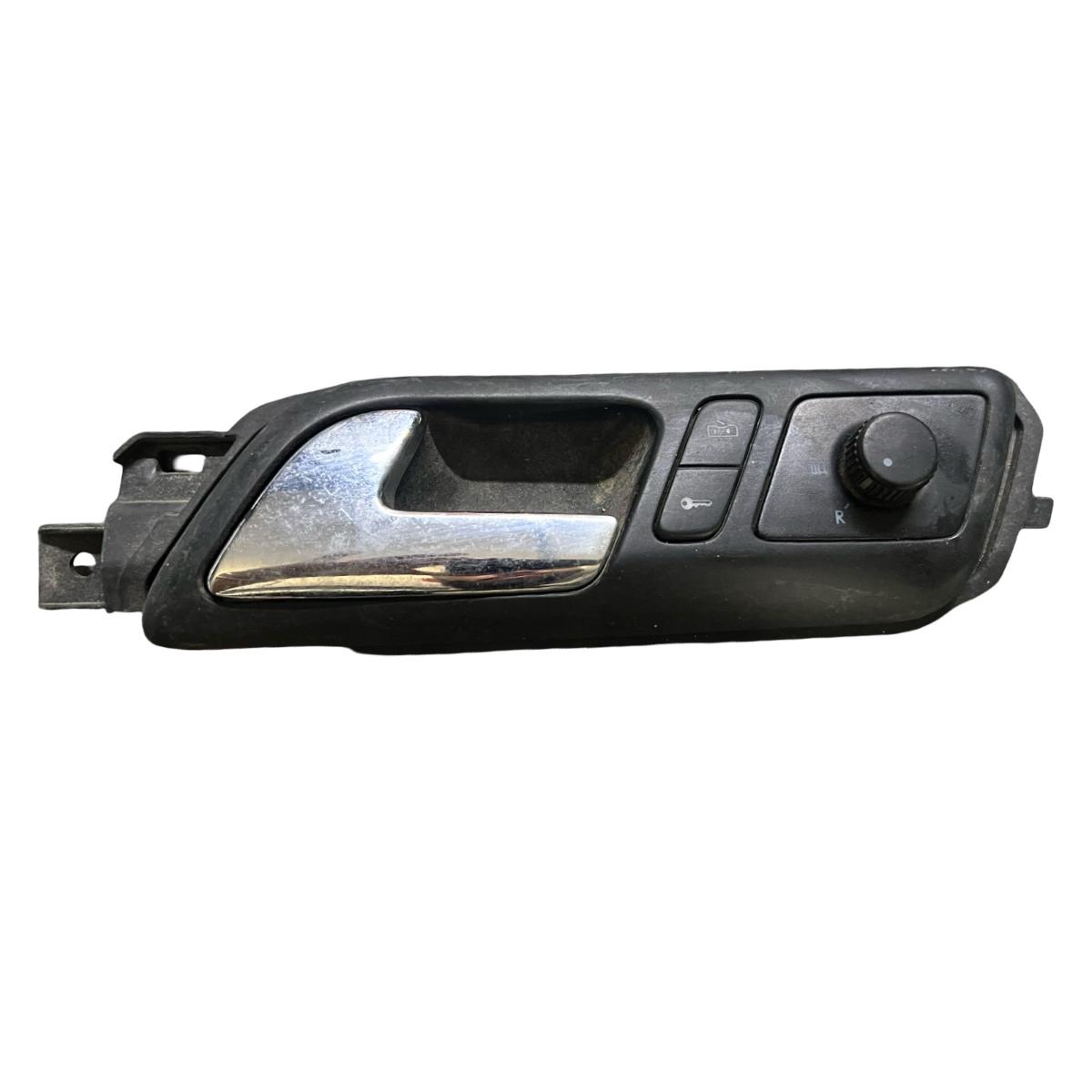 Maner  interior stanga fata(inchidere/deschidere , reglaj oglinzi) VOLKSWAGEN POLO 9N_ 2001 - 2012 6Q1837247G