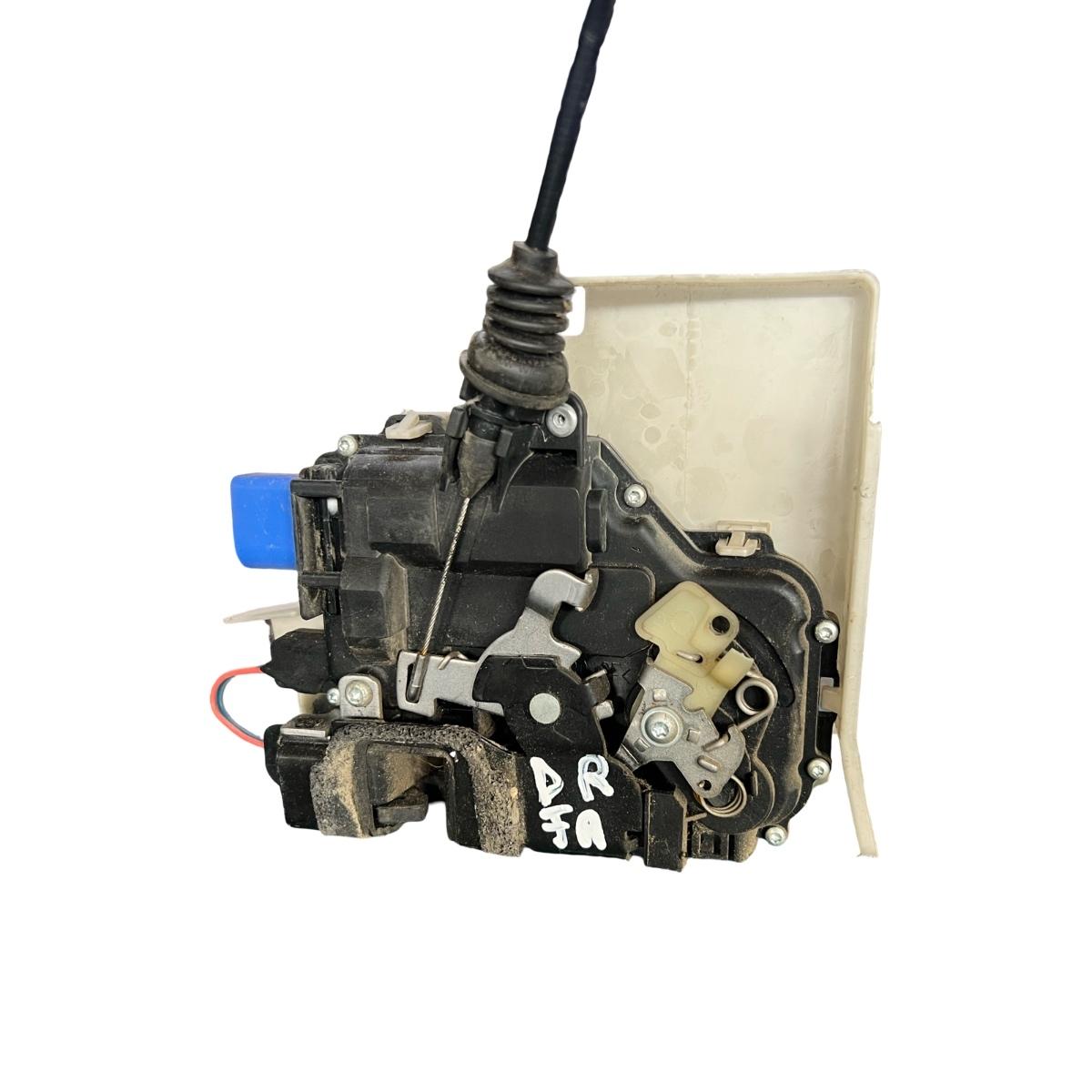 Broasca usa dreapta VOLKSWAGEN POLO 9N_ 2001 - 2012