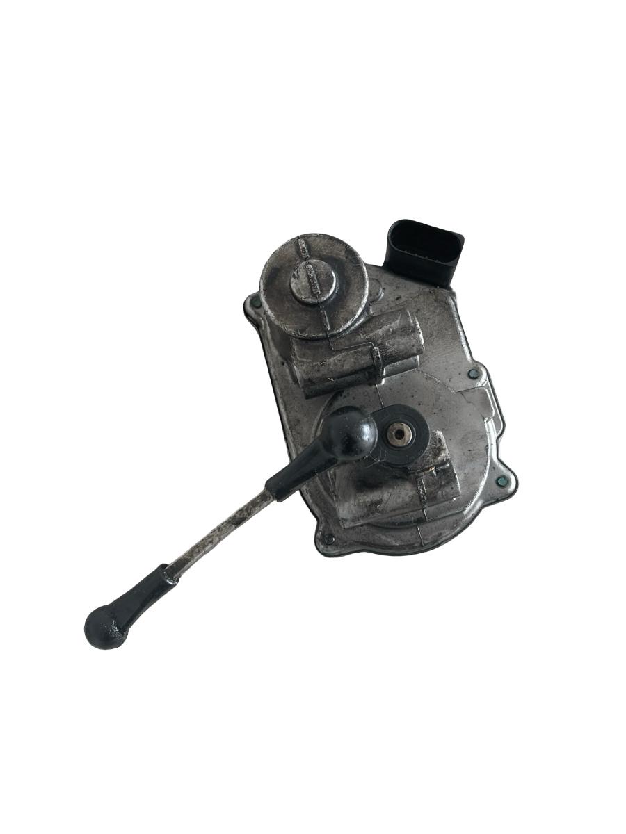 Actuator/motor clapeta galerie de admisie VOLKSWAGEN TOUAREG 7LA, 7L6, 7L7 2002 - 2013 3.0 V6 TDI BKS, CATA A2C59513862