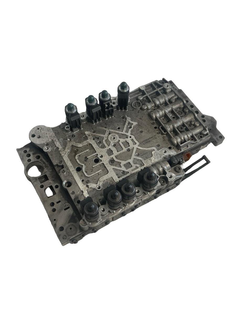 Bloc valve MERCEDES-BENZ S-CLASS II W221, C215 2005 - 2013, MERCEDES-BENZ C-CLASS W204 2007 - 2014 R2202770801