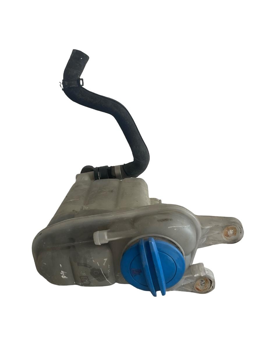 Vas rezervor de expansiune lichid de racire AUDI A4 IV 8K2, B8 2007 - 2015 2.0TDI  8K0121403G – foto 2