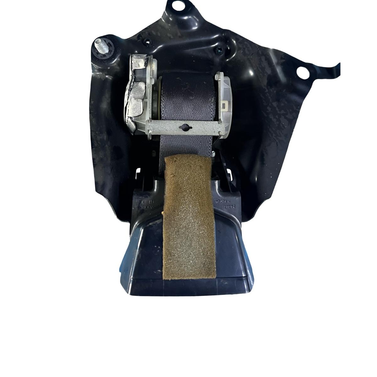 Centura de siguranta al 3-lea rand de scaune TOYOTA RAV 4 II _A2_ 2000 - 2005