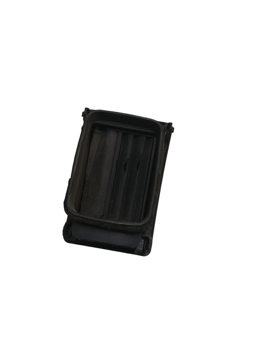 Grila  ventilatie  TOYOTA HILUX VII Pickup _N1_, _N2_, _N3_ 2004 - > – foto 2