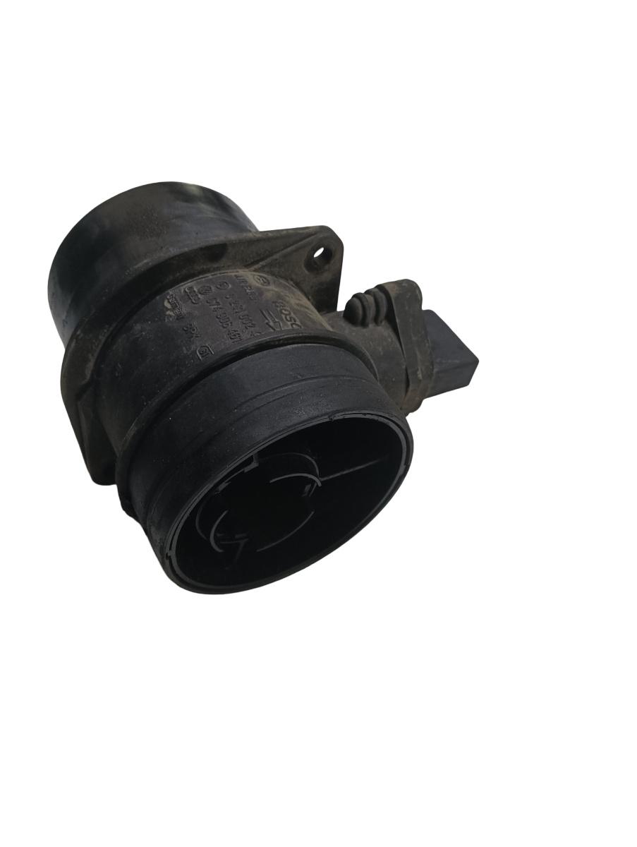 Debitmetru VOLKSWAGEN PASSAT 3C2 2005 - 2010 074906461B 0281002461