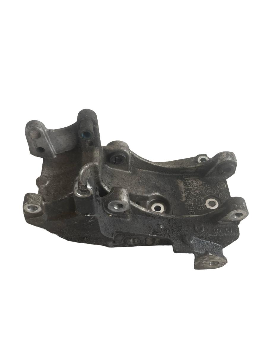 Suport accesorii PEUGEOT 206 Hatchback 2A/C 1998 - > 2.0 HDI 90 RHY (DW10TD) 9643834880