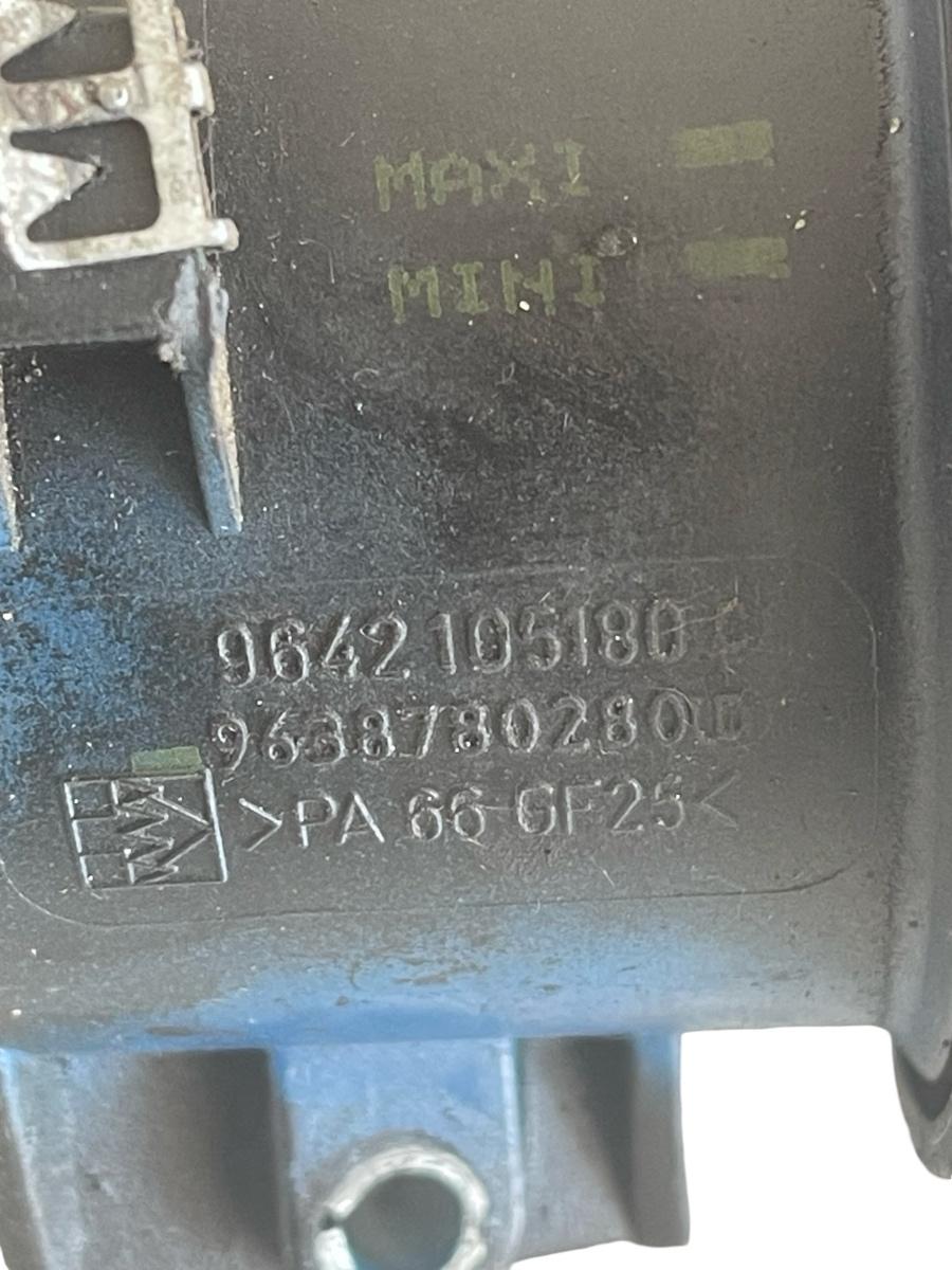 Carcasa filtru combustibil PEUGEOT 206 Hatchback 2A/C 1998 - > 2.0 HDI 90 RHY (DW10TD) 9642105180 – foto 2