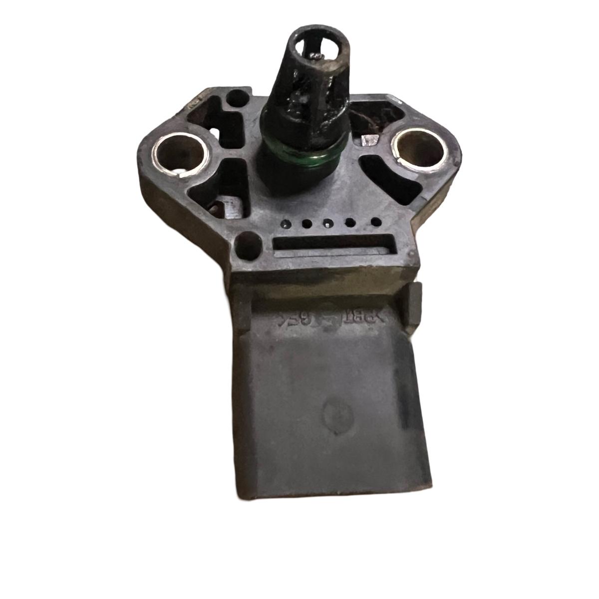 Senzor VOLKSWAGEN TRANSPORTER V Box 7HA, 7HH, 7EA, 7EH 2003 - >, VOLKSWAGEN GOLF V 1K1 2003 - 2009, Hatchback TDI 16V BKD BOSCH 0281002401 038906051C – foto 3