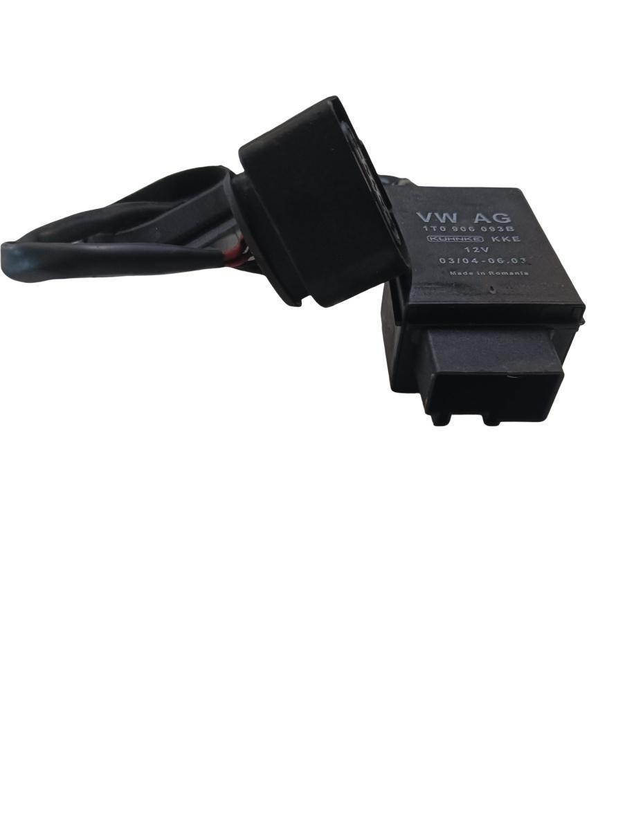 Releu pompa combustibil VOLKSWAGEN TOURAN 1T1, 1T2 2003 - 2010 1t0906093b – foto 2