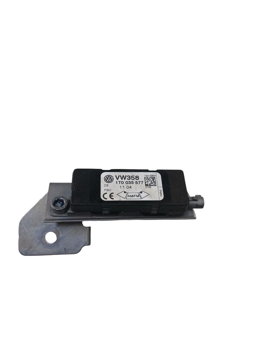 Antena GPS VOLKSWAGEN TOURAN 1T1, 1T2 2003 - 2010 1t0035577