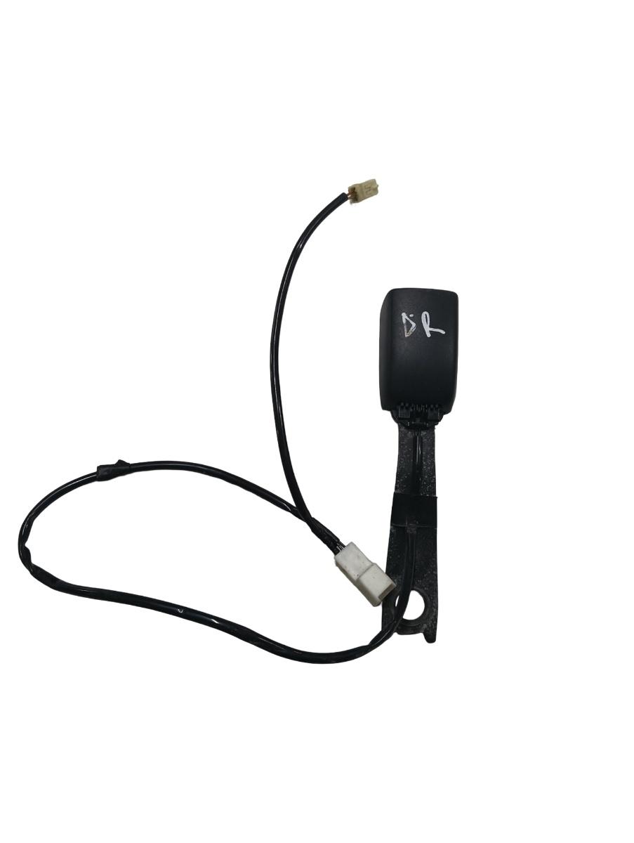 Pretensionare  dreapta fata TOYOTA RAV 4 II _A2_ 2000 - 2005