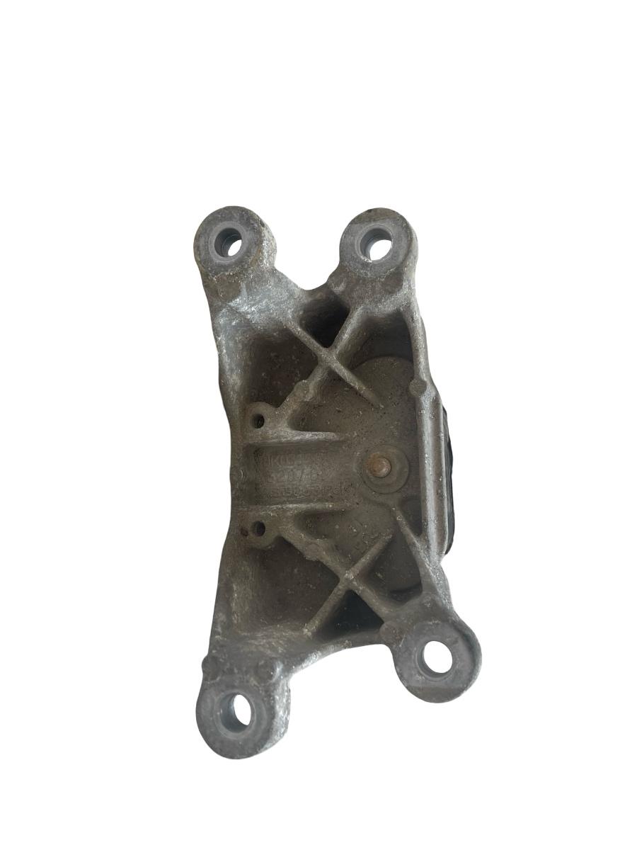 Suport motor AUDI A5/S5 8T3 2007 - 2017 2.7 TDI CAMA, CGKA 8K03991157