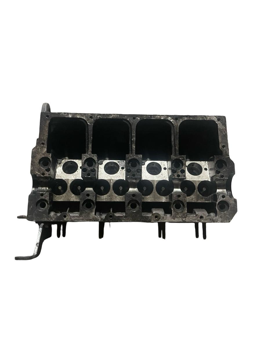 Chiulasa motor VOLKSWAGEN PASSAT B6 2005 - 2010 1.9 TDI BKC 038103373
