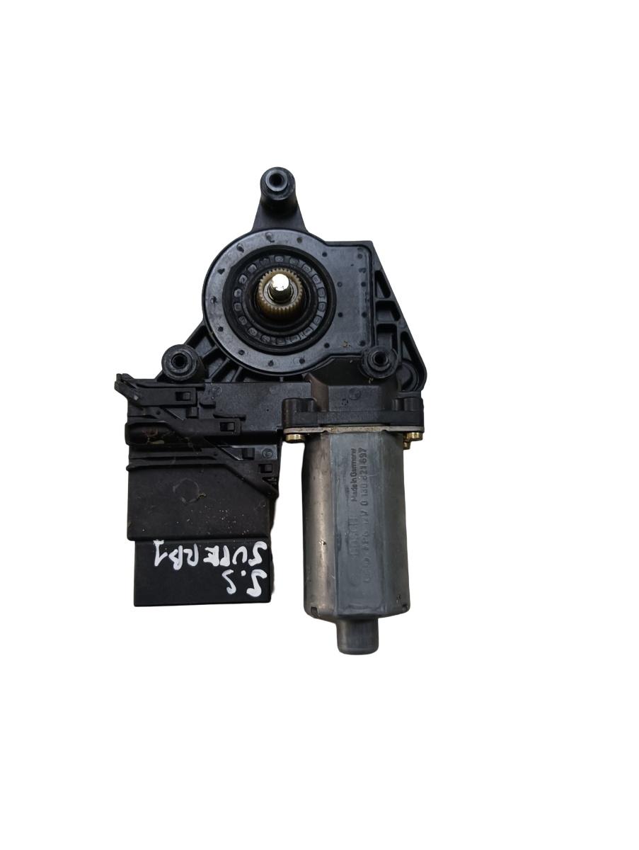 Motoras geam pivotant stanga spate SKODA SUPERB 3U4 2001 - 2008 105405301 – foto 2
