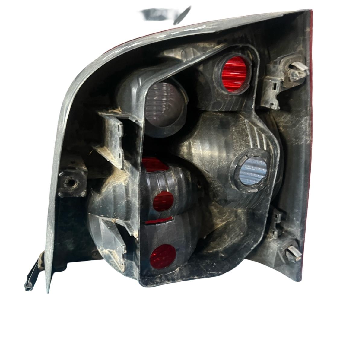 Lampa spate / Stop stanga spate VOLKSWAGEN POLO 9N_ 2001 - 2012 – foto 2