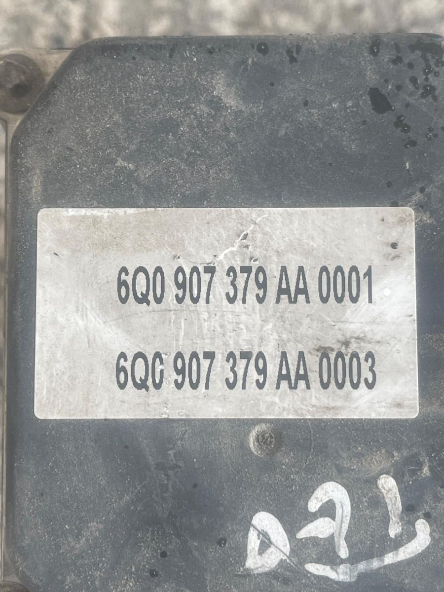 Pompa ABS VOLKSWAGEN POLO 9N_ 2001 - 2012 6Q0614117Q – foto 4