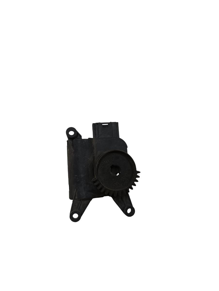 Actuator/motoras clapeta aer AC VOLKSWAGEN POLO 9N_ 2001 - 2012 VAG 0132801357