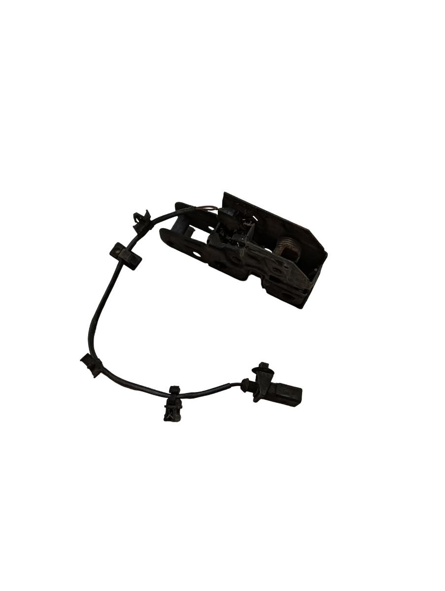 Incuietoare capota  VOLKSWAGEN POLO 9N_ 2001 - 2012