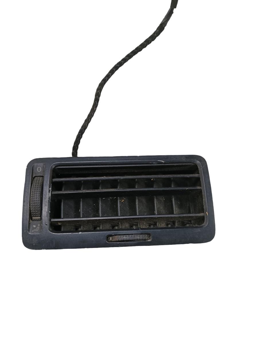 Grila ventilatie dreapta fata VOLKSWAGEN BORA 1J2 1998 - 2013 1j1819704d