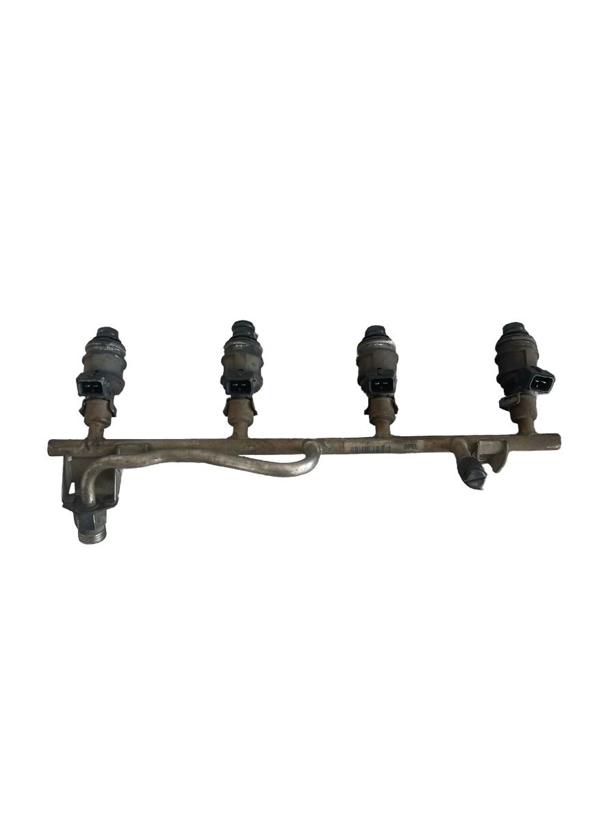 Rampa + injectoare  OPEL ASTRA H L48, A04 2004 - 2014 1.8i