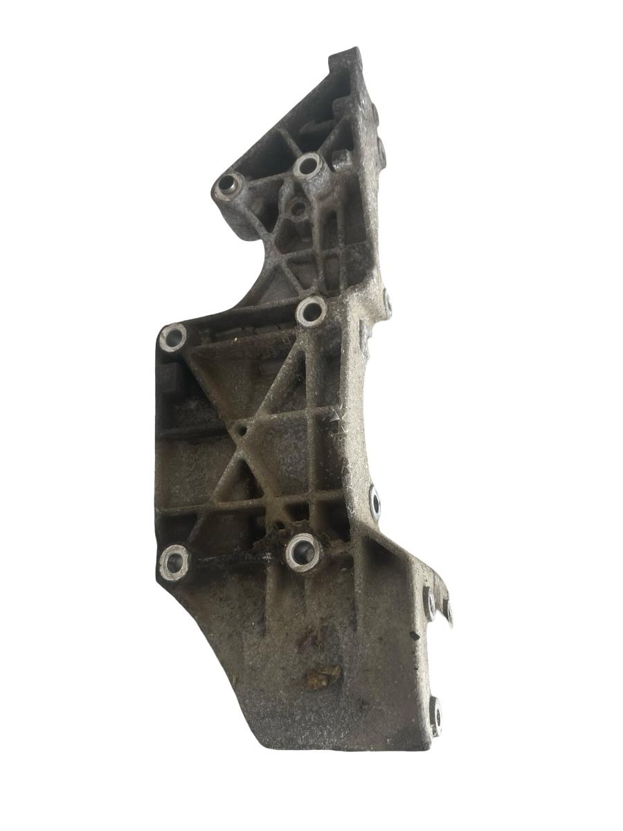 Suport accesorii VOLKSWAGEN GOLF IV 1J1 1997 - 2007 1.9 TDI AJM – foto 2