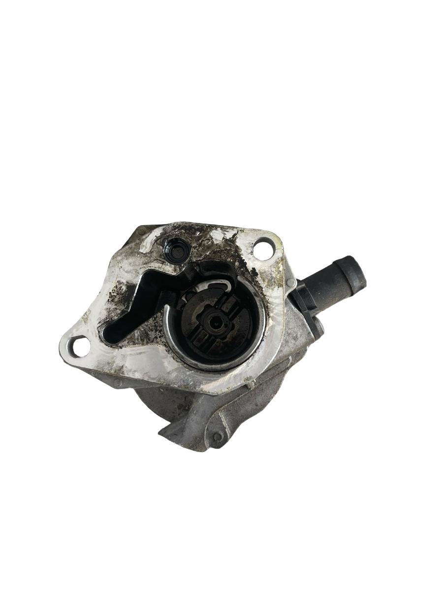 Pompa de vacuum MERCEDES-BENZ CITAN Box 415 2012 - > 146505272R