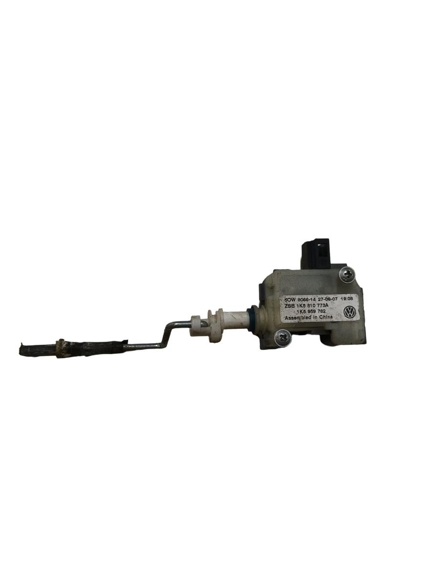Motoras blocare usita rezervor combustibil VOLKSWAGEN JETTA IV 162, 163, AV3, AV2 2009 - > 1k5810773a