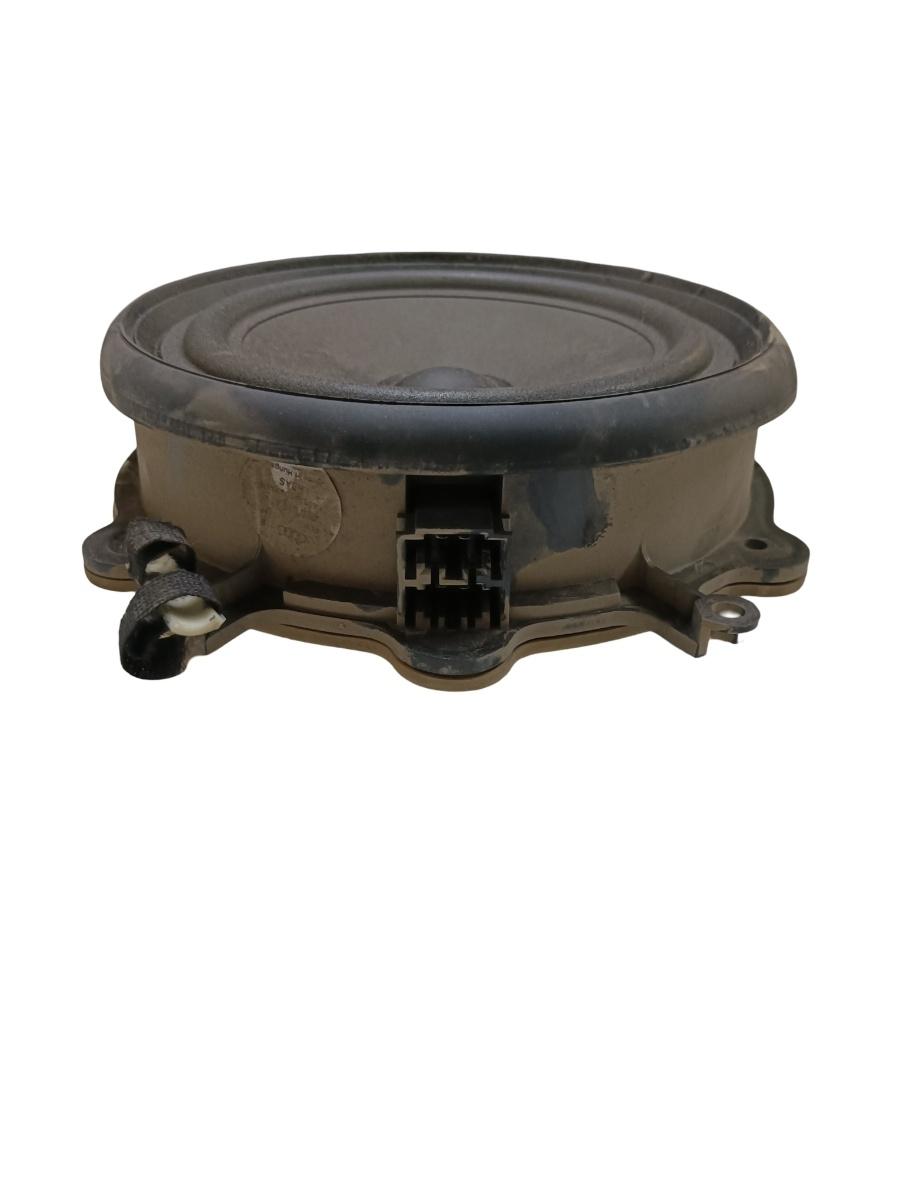 Boxa auto  stanga fata AUDI A4 III Avant 8ED, B7 2004 - 2008 8e0035411