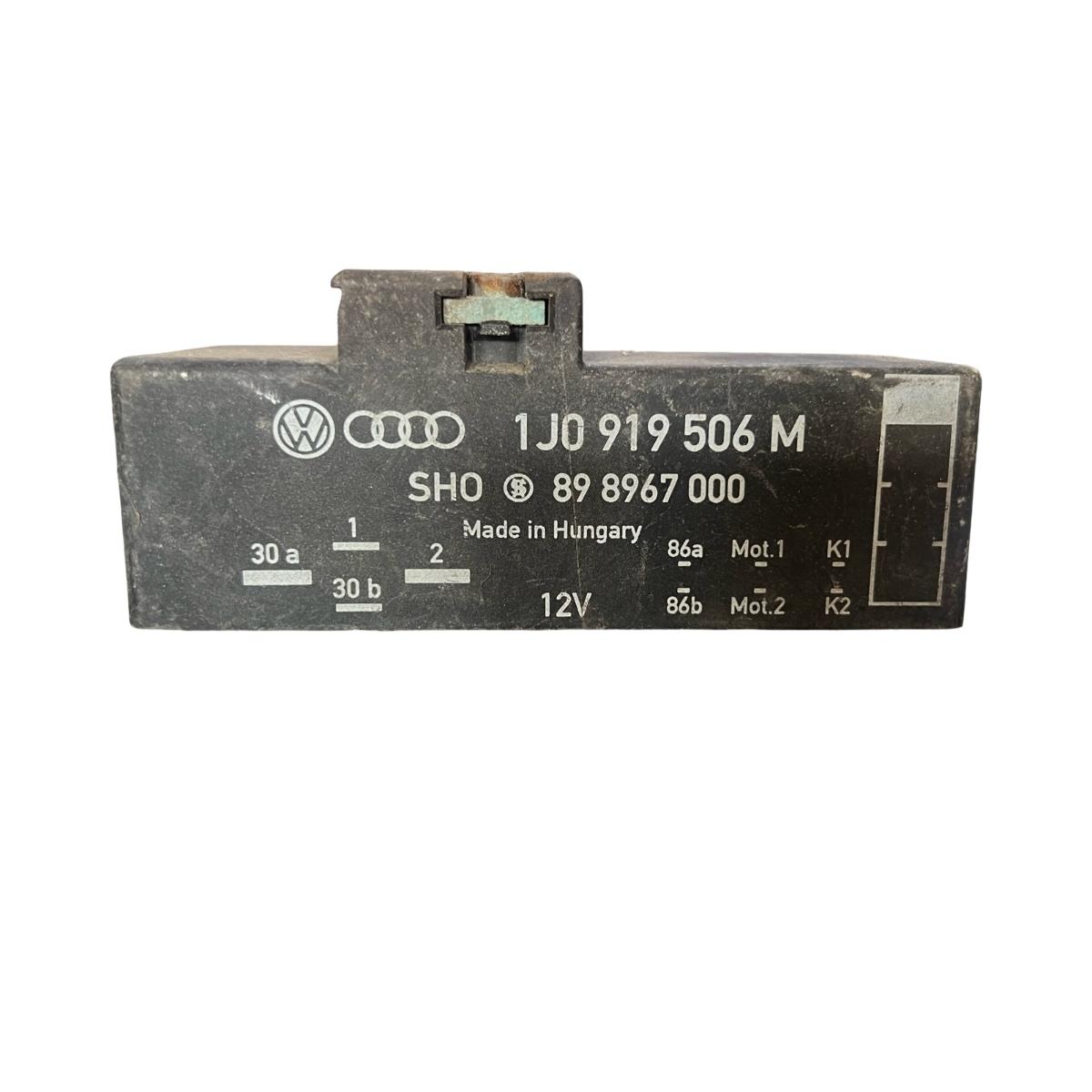Releu ventilator lichid de racire VOLKSWAGEN POLO 9N_ 2001 - 2012 12V BZG VAG 1J0919506M
