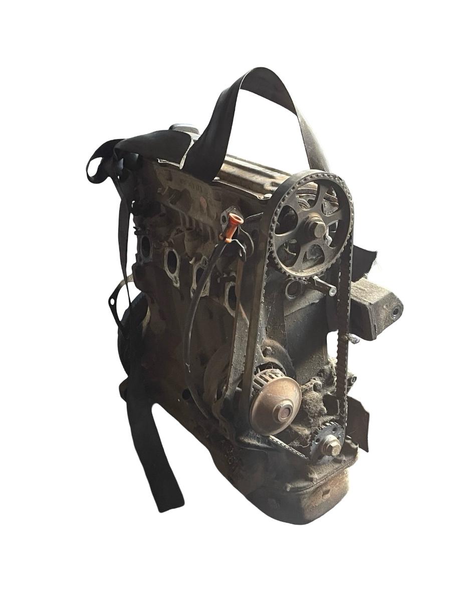 Motor VOLKSWAGEN GOLF II 1.3i 40 kw 19E, 1G1 1983 - 1992 036103373D – foto 4