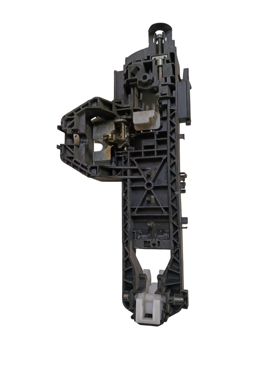 Maner usa interior  stanga spate MERCEDES-BENZ B-CLASS II W246, W242 2011 - > A2047602134