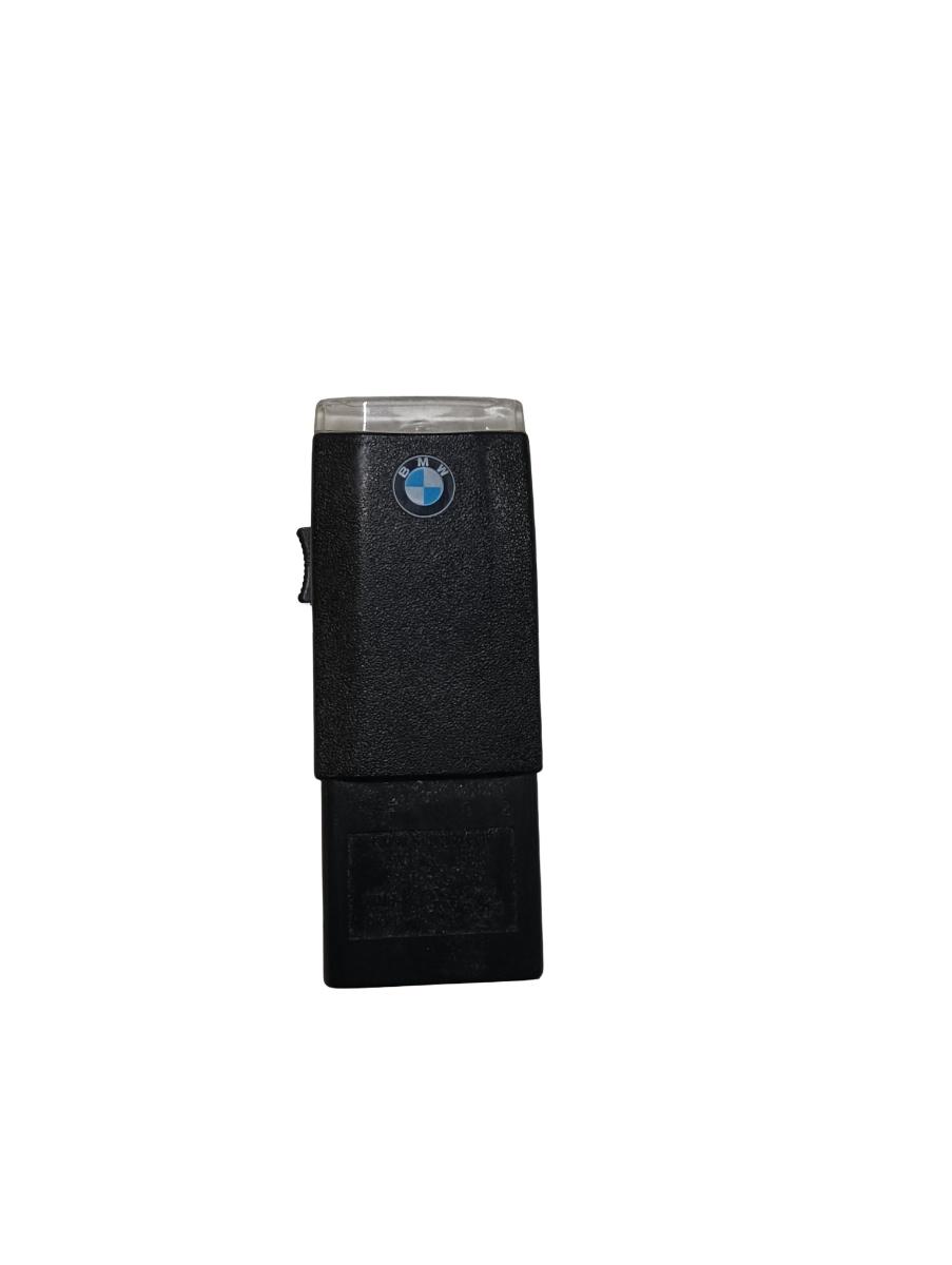 Lanterna  BMW 7 IV E65, E66, E67 2001 - 2009 8360066