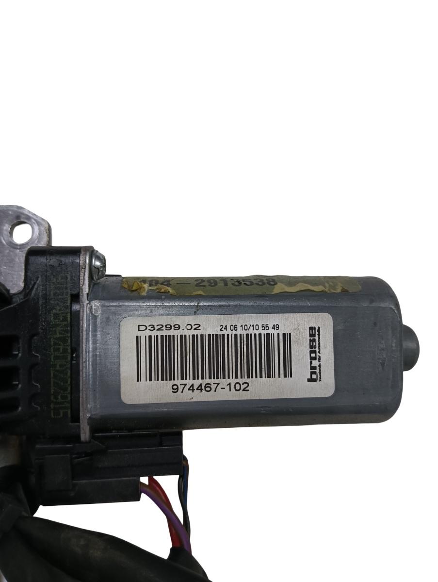 Motoras reglaj scaun dreapta fata AUDI A8 III 4H2, 4H8, 4HC, 4HL 2009 - 2018 974467102 – foto 2