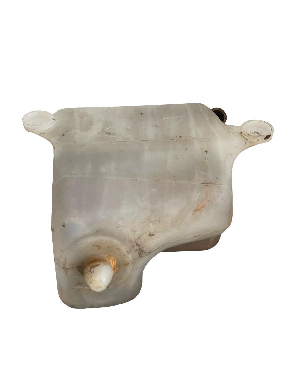 Vas rezervor de expansiune lichid de racire MITSUBISHI L200 2002 2.5D 85KW – foto 2