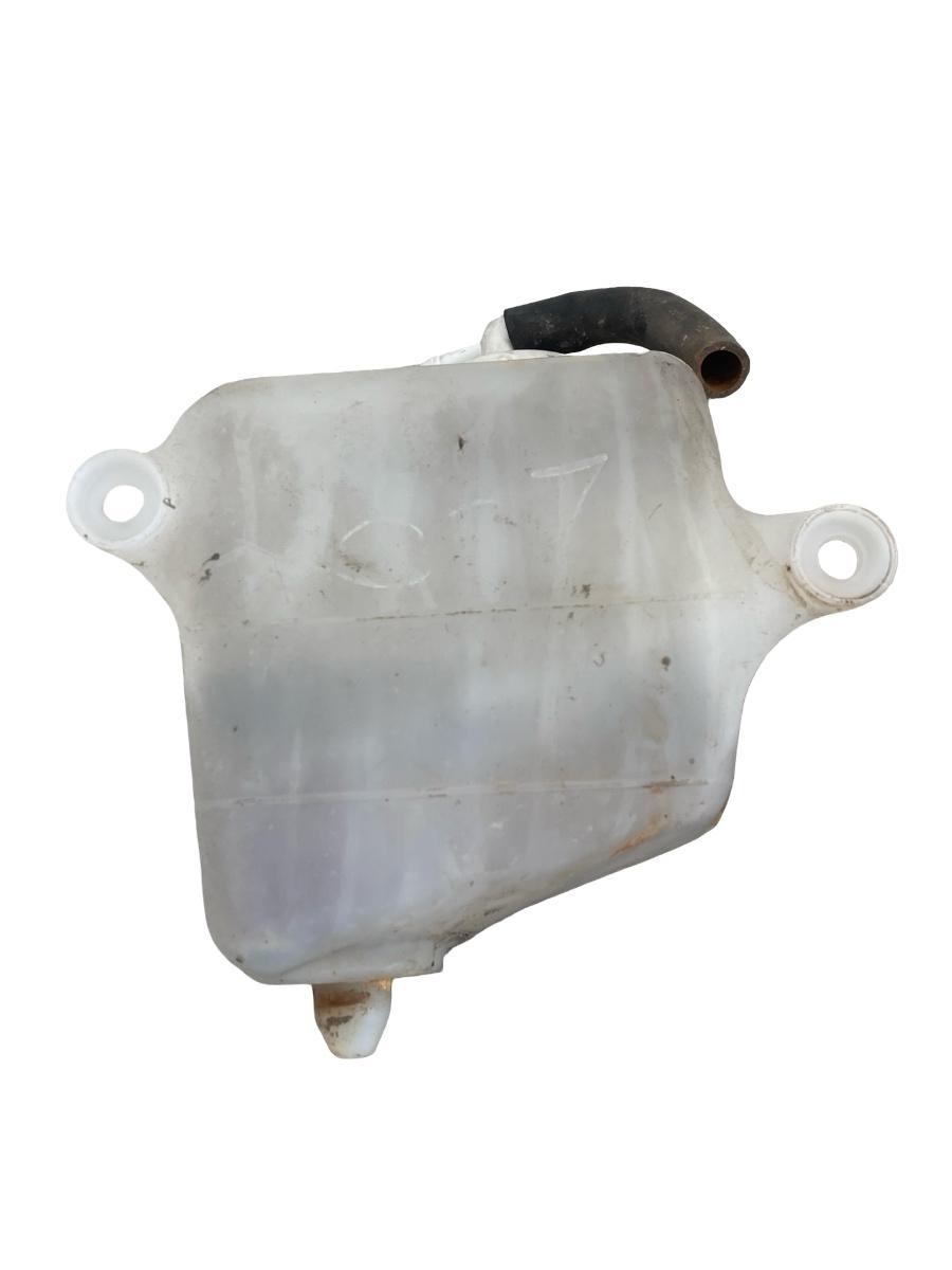 Vas rezervor de expansiune lichid de racire MITSUBISHI L200 2002 2.5D 85KW – foto 3