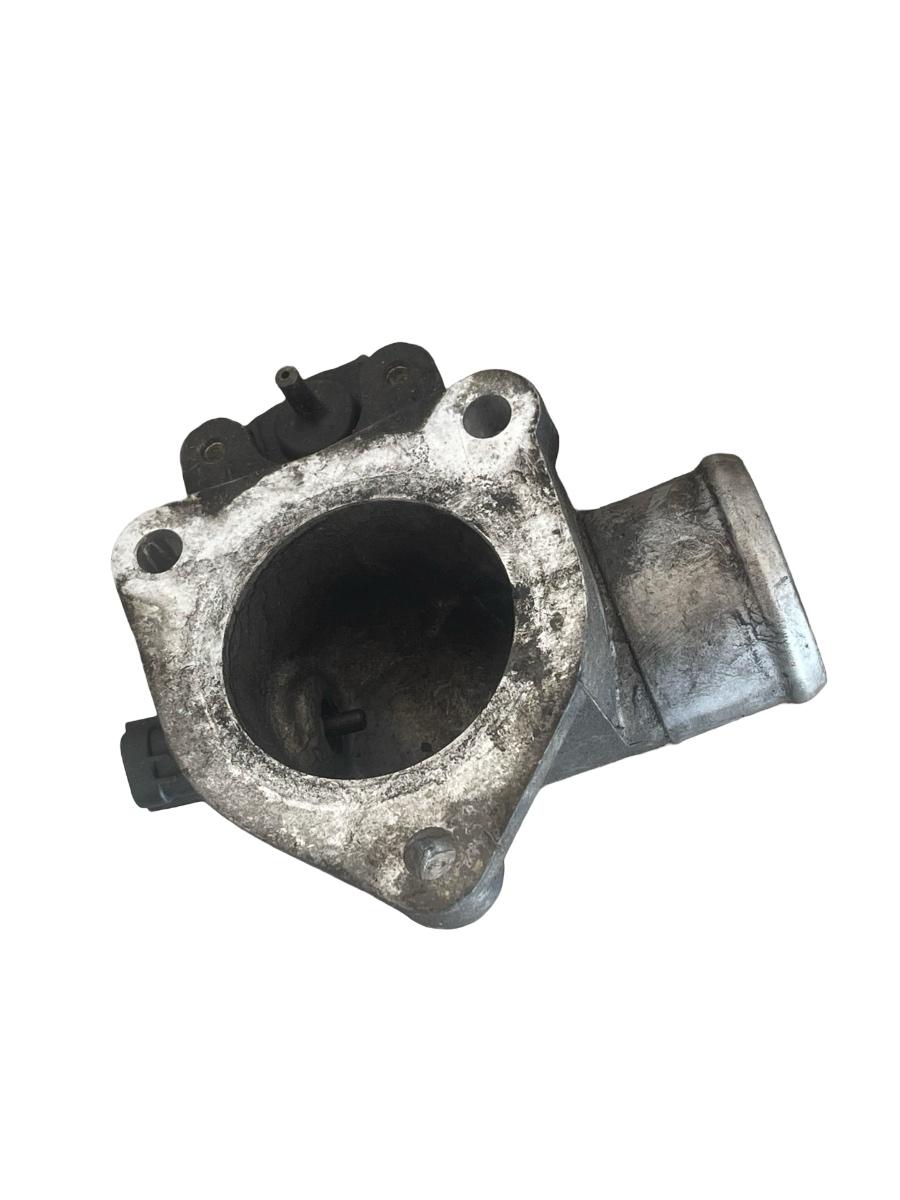 Flansa lichid de racire motor MITSUBISHI L200 2.5D 2002 85KW 4D56