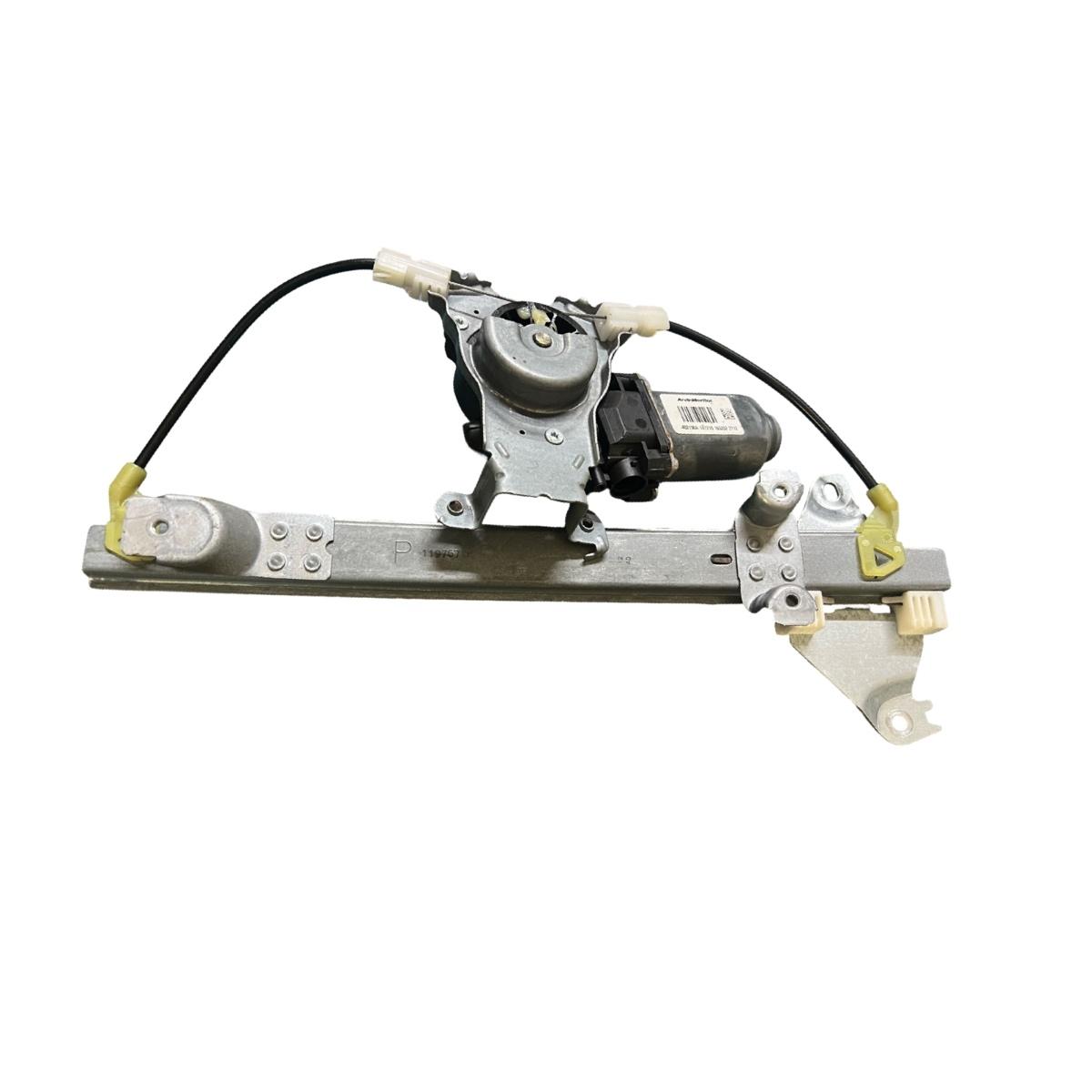 Macara Geam dreapta spate NISSAN QASHQAI / QASHQAI +2 I J10, JJ10 2006 - 2014 119767P