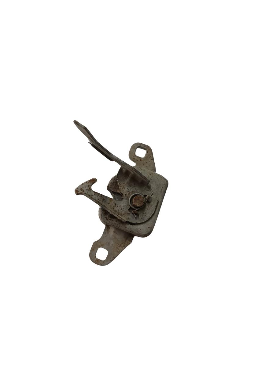 Incuietoare capota  DACIA DUSTER 2010 - >