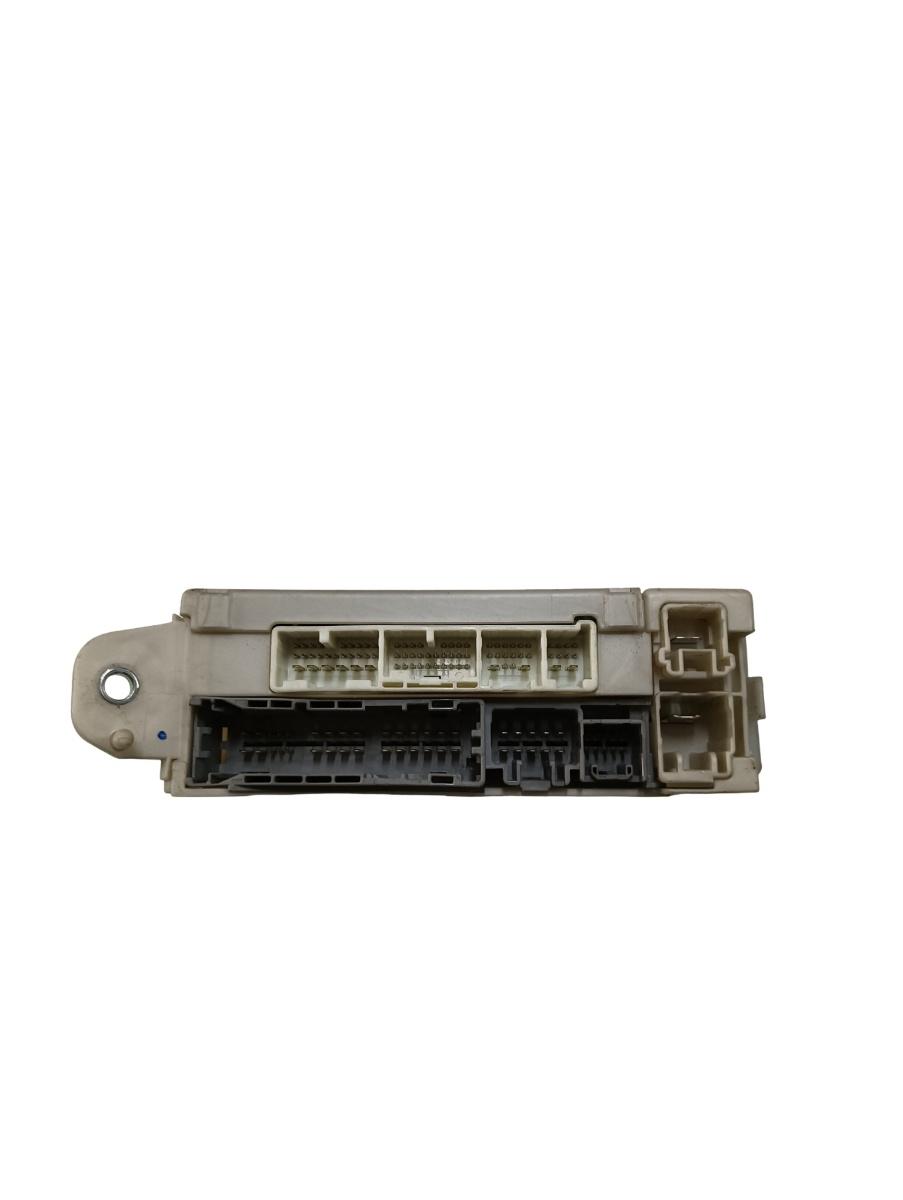 Panou sigurante LEXUS IS II Saloon GSE2_, ALE2_, USE2_ 2005 - 2013 8273053050 – foto 2