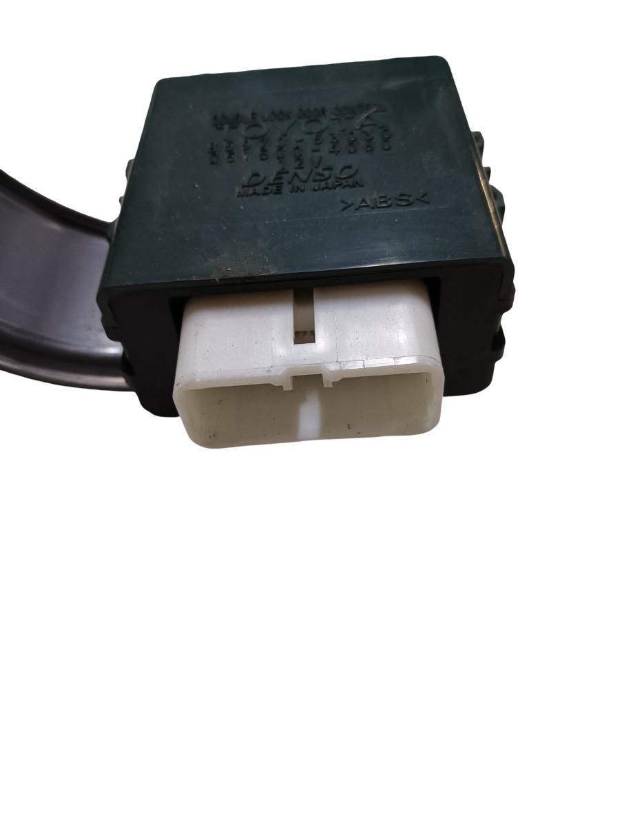 Modul de confort LEXUS IS II Saloon GSE2_, ALE2_, USE2_ 2005 - 2013 8597053030 – foto 2