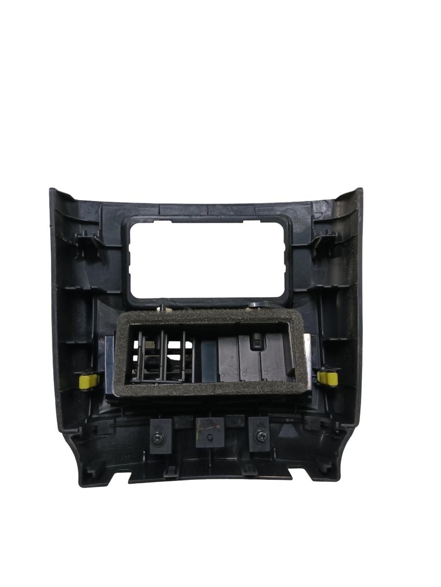 Grila de ventilatie spate LEXUS IS II Saloon GSE2_, ALE2_, USE2_ 2005 - 2013 – foto 2