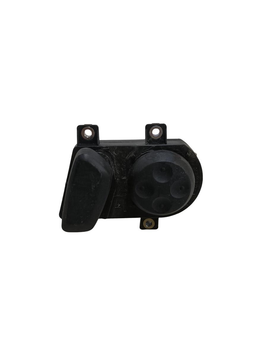 Buton reglaj scaun stanga fata VOLKSWAGEN PASSAT 3C2 2005 - 2010 – foto 2
