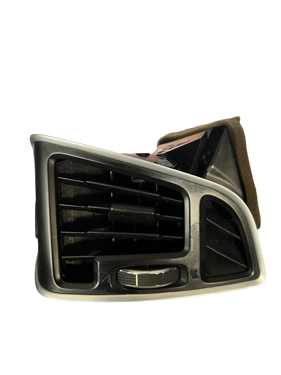 Grila de ventilatie bord  dreapta FORD C-MAX II DXA/CB7, DXA/CEU 2010 - > 07464000